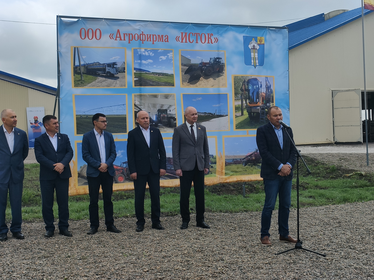 XXXI республиканский конкурс на звание лучшего оператора машинного доения коров и региональный этап Всероссийского конкурса профессионального мастерства «Лучший по профессии» в номинации «Зоотехник»
